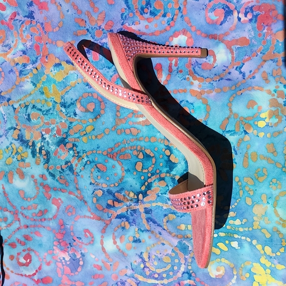 Coral Suede heels by Marc Fisher - Picture 2 of 5